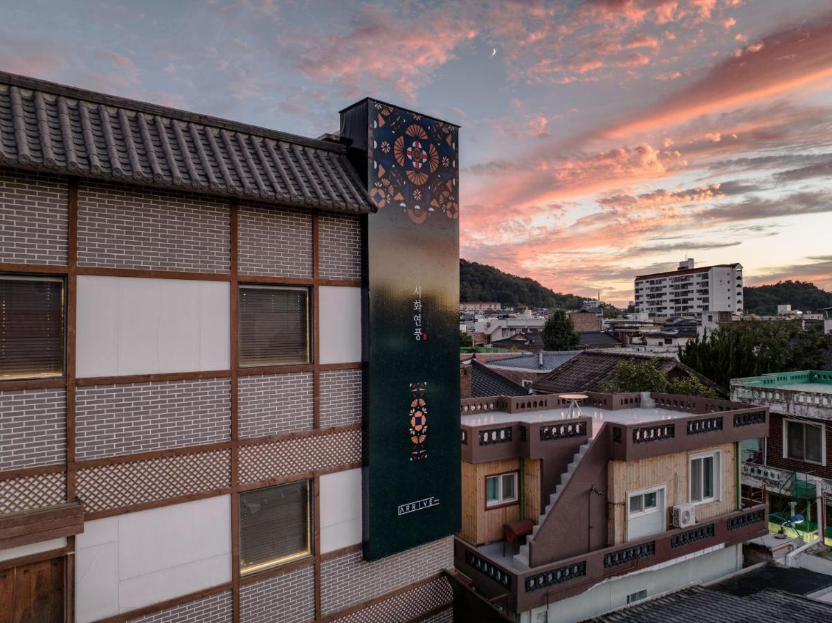 Hotelarrive Jeonju Sihwayeonpung Екстериор снимка