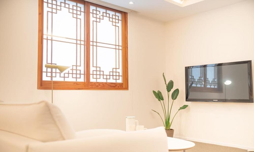 Hotelarrive Jeonju Sihwayeonpung Екстериор снимка