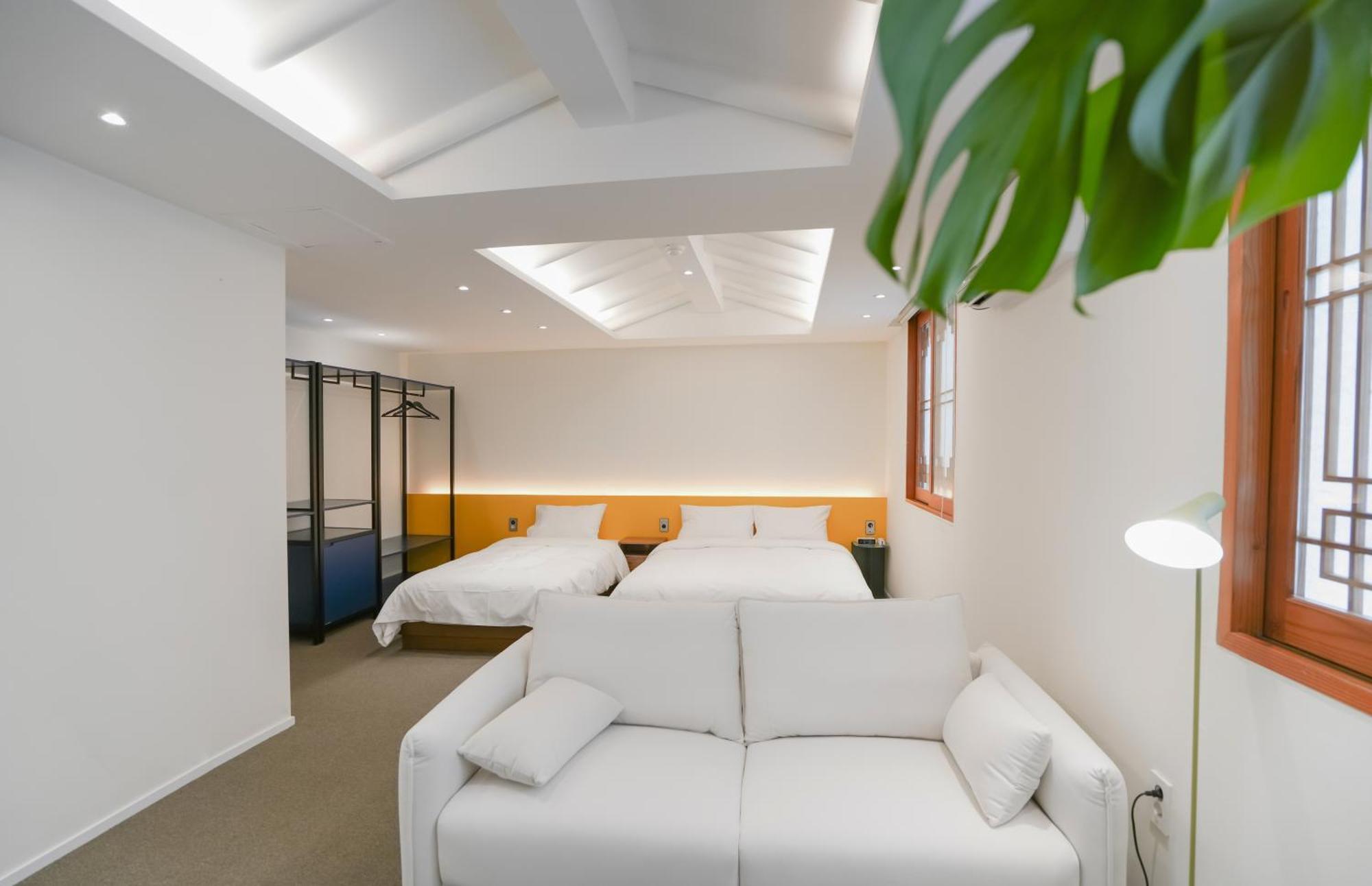 Hotelarrive Jeonju Sihwayeonpung Екстериор снимка